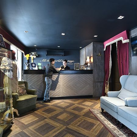 Playhaus Thonglor Hotel Bangkok Exterior photo