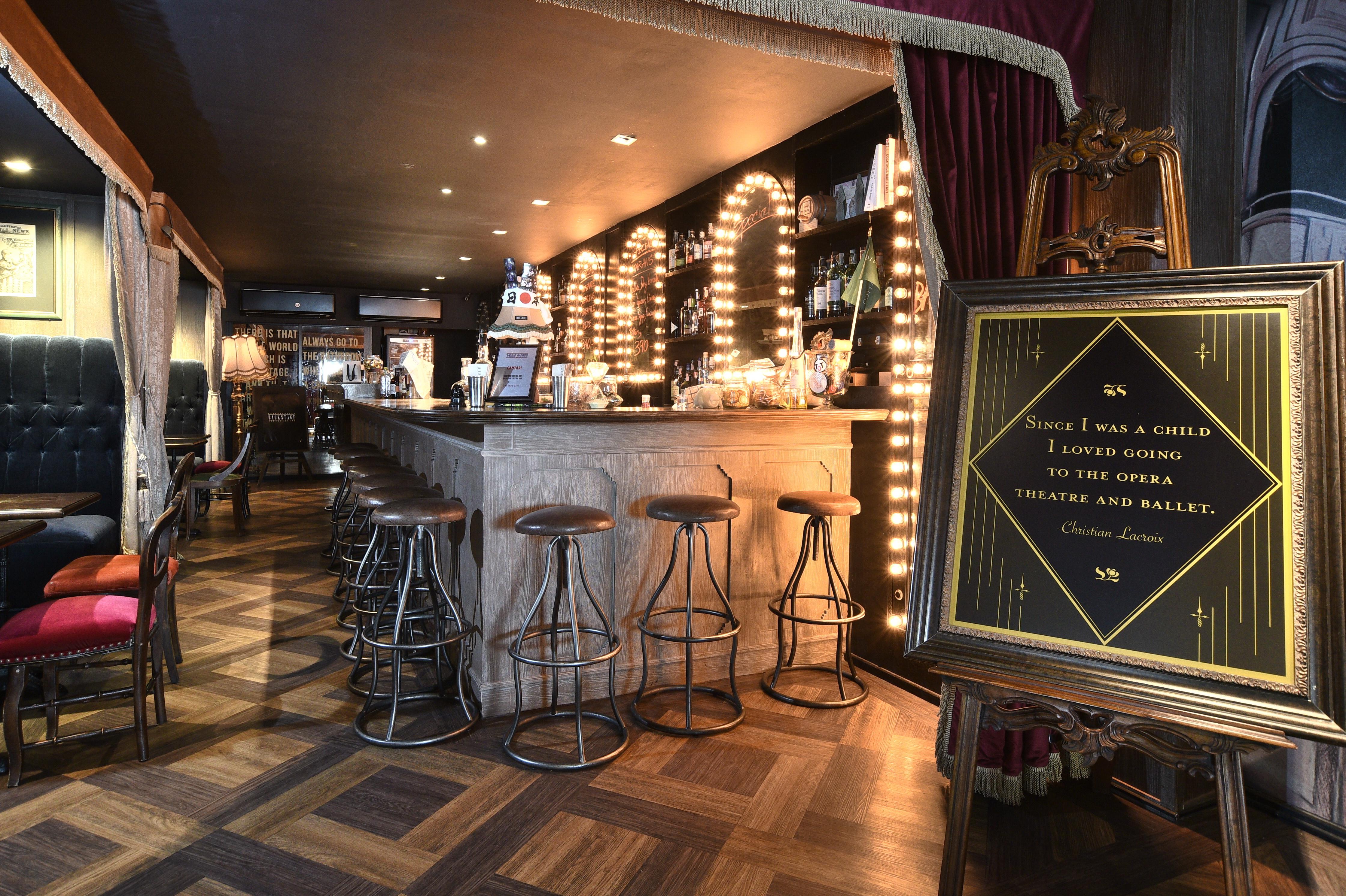 Playhaus Thonglor Hotel Bangkok Exterior photo