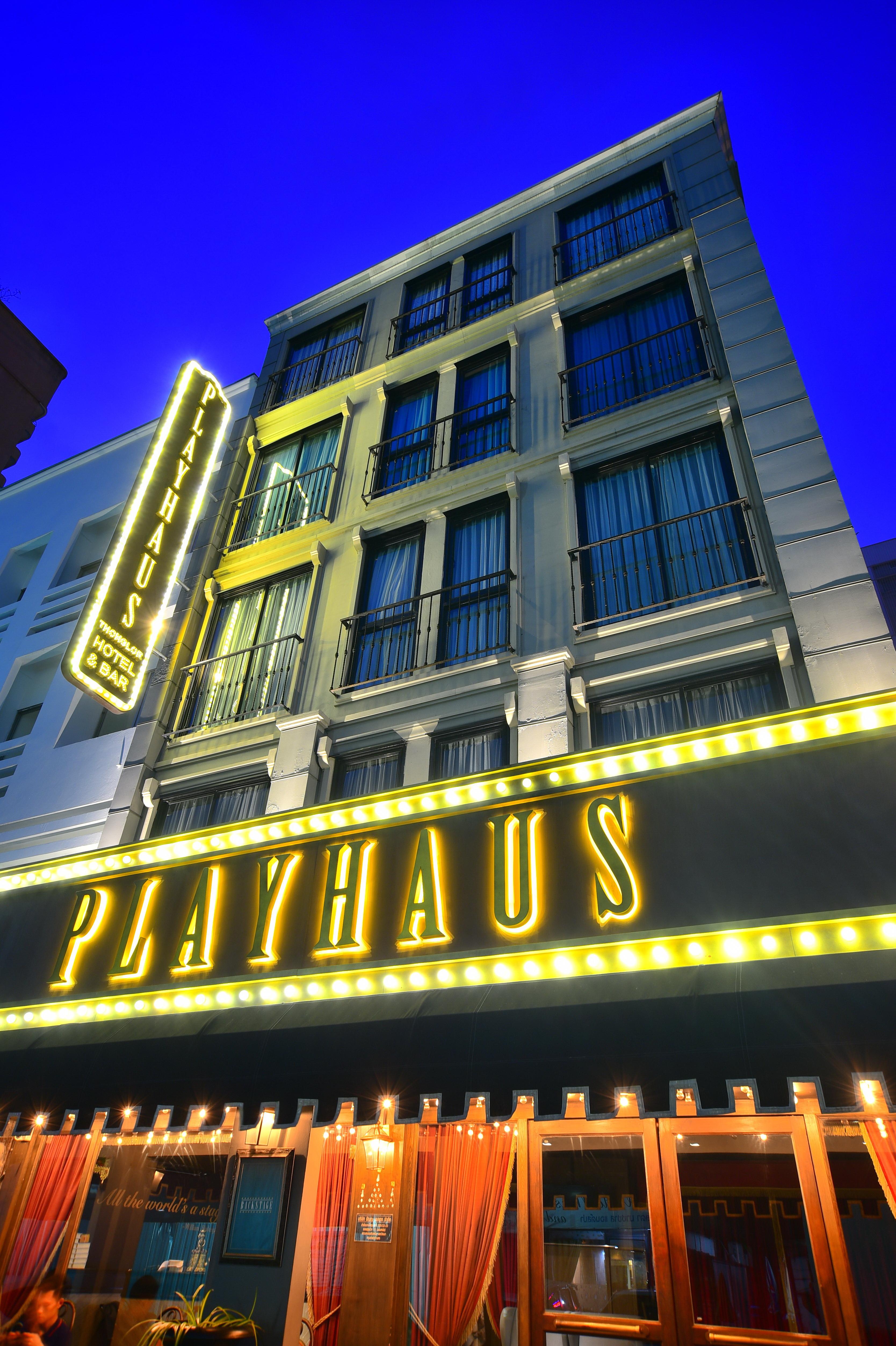 Playhaus Thonglor Hotel Bangkok Exterior photo