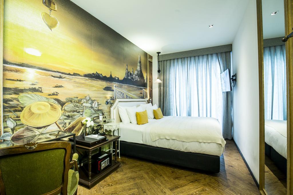 Playhaus Thonglor Hotel Bangkok Exterior photo